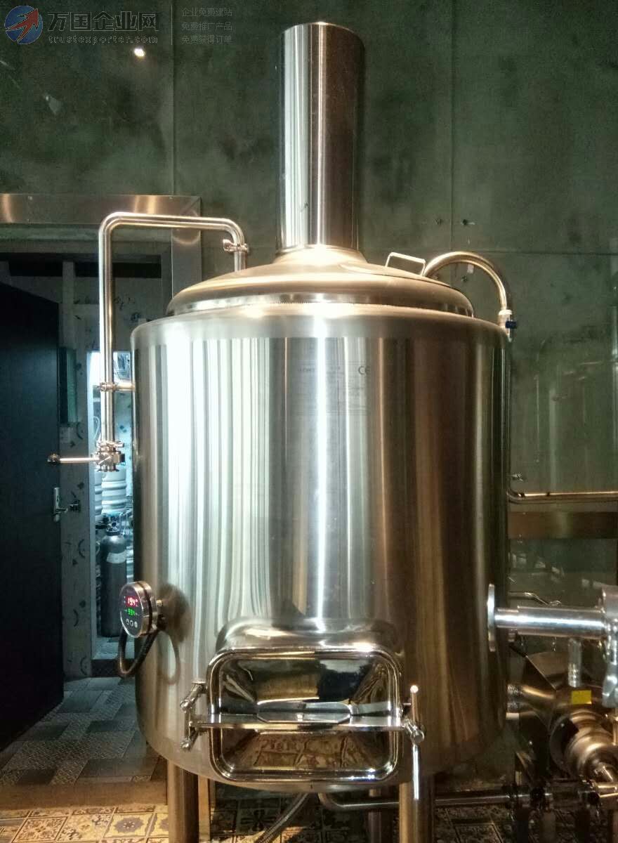 精酿啤酒设备排行榜大帝正规厂家-年产万吨的山东中德精酿啤酒设备生产线多-大麦丫-精酿啤酒连锁超市,工厂店平价酒吧免费加盟